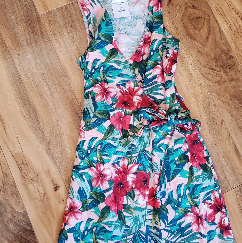 Tropical print wrap dress